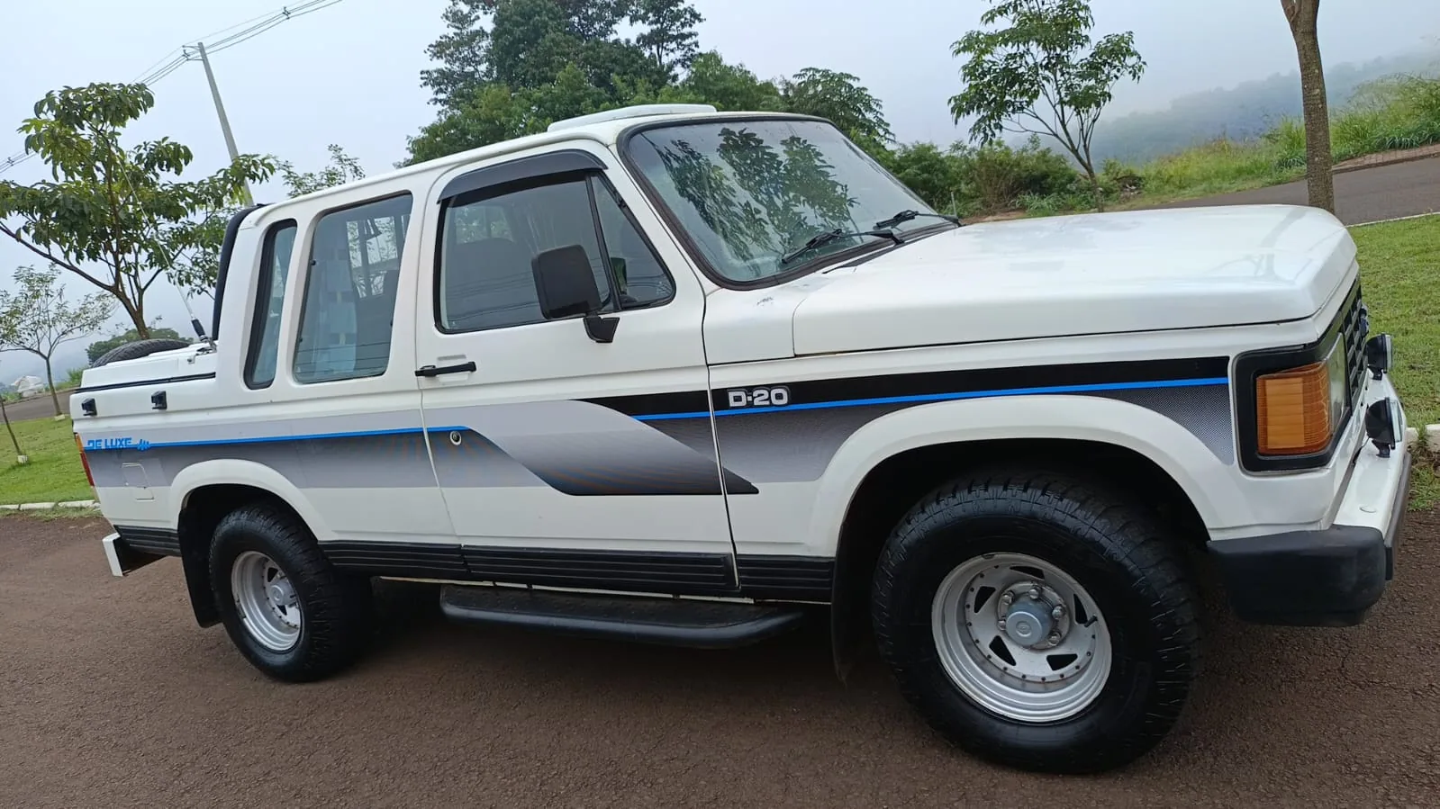 Chevrolet D 20 Custom à venda em Capitão Leônidas, PR Chevrolet D 20 Custom à venda em Capitão Leônidas, PR